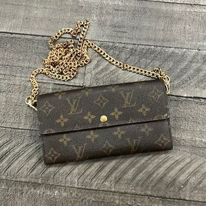LOUIS VUITTON monogram  Emile Wallet On Chain